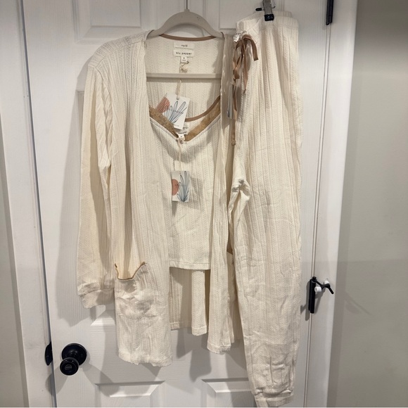 Blu Pepper 3-Piece Lounge Set Bundle | Size M | Cream | New With Tags - Picture 2 of 11